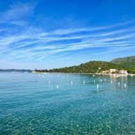 Spacieux Studio Proche De La Plage * Le Lavandou